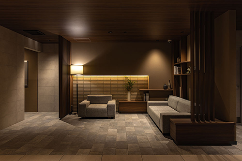 ファーネスト朝倉街道駅ルクシア