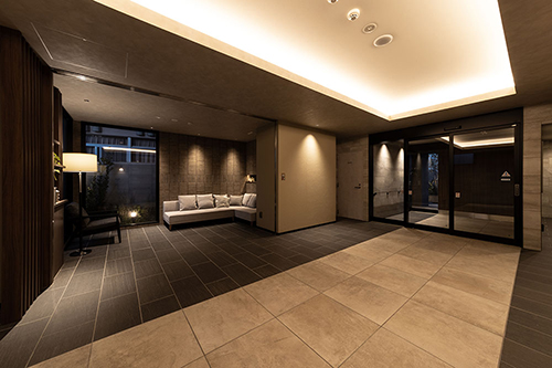 ファーネスト下大利駅前レジスタ