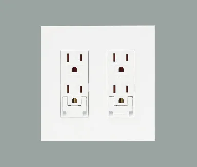 4口アース付コンセントimage