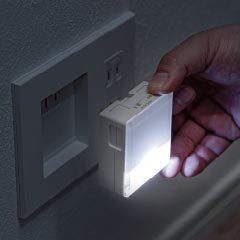 フットライト（足元保安灯）