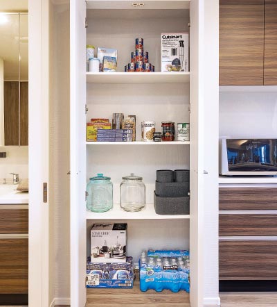 パントリー・キッチン物入